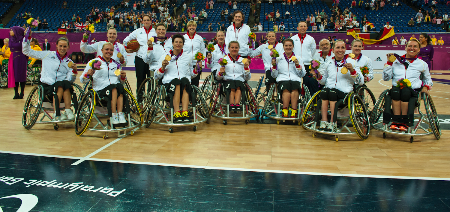 Mannschaftsfoto der Rollstuhlbasketballerinnen | Foto: Ralf Kuckuck